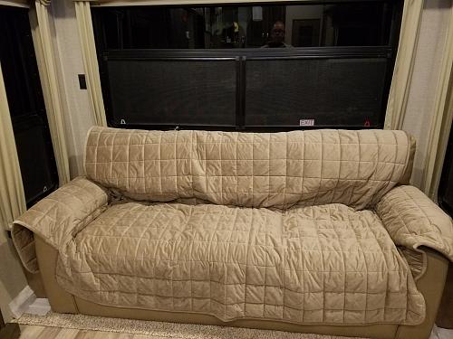 Click image for larger version

Name:	Sofa Cover -2.jpg
Views:	32
Size:	1.14 MB
ID:	3950