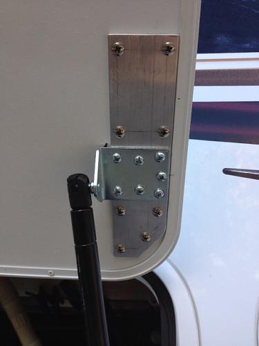 Click image for larger version

Name:	strut bracket.jpg
Views:	73
Size:	53.3 KB
ID:	6686