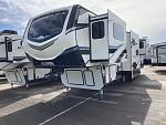 New 2021 Montana 3762 FB