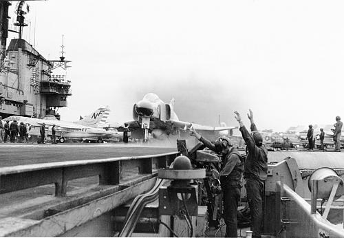 Click image for larger version

Name:	VF-151 USS Midway.jpg
Views:	56
Size:	164.9 KB
ID:	8117