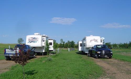 Click image for larger version

Name:	14b ND - North Park RV - Dickenson - 22.JPG
Views:	62
Size:	233.3 KB
ID:	8299