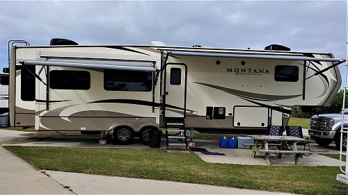 Click image for larger version

Name:	Montana 3720RL 012M.jpg
Views:	18
Size:	187.4 KB
ID:	12194