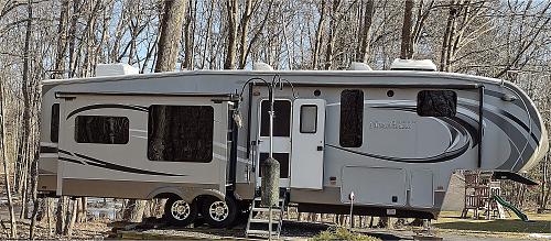 Click image for larger version

Name:	camper side view-1.jpg
Views:	29
Size:	383.8 KB
ID:	11801